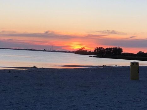 Sundown Makkumer Strand