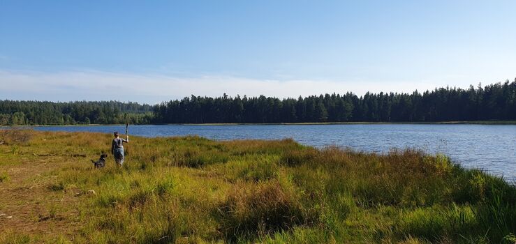 Viele einsame Seen laden zum Baden und Genießen ein