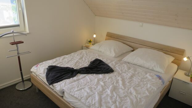 OG: Schlafzimmer