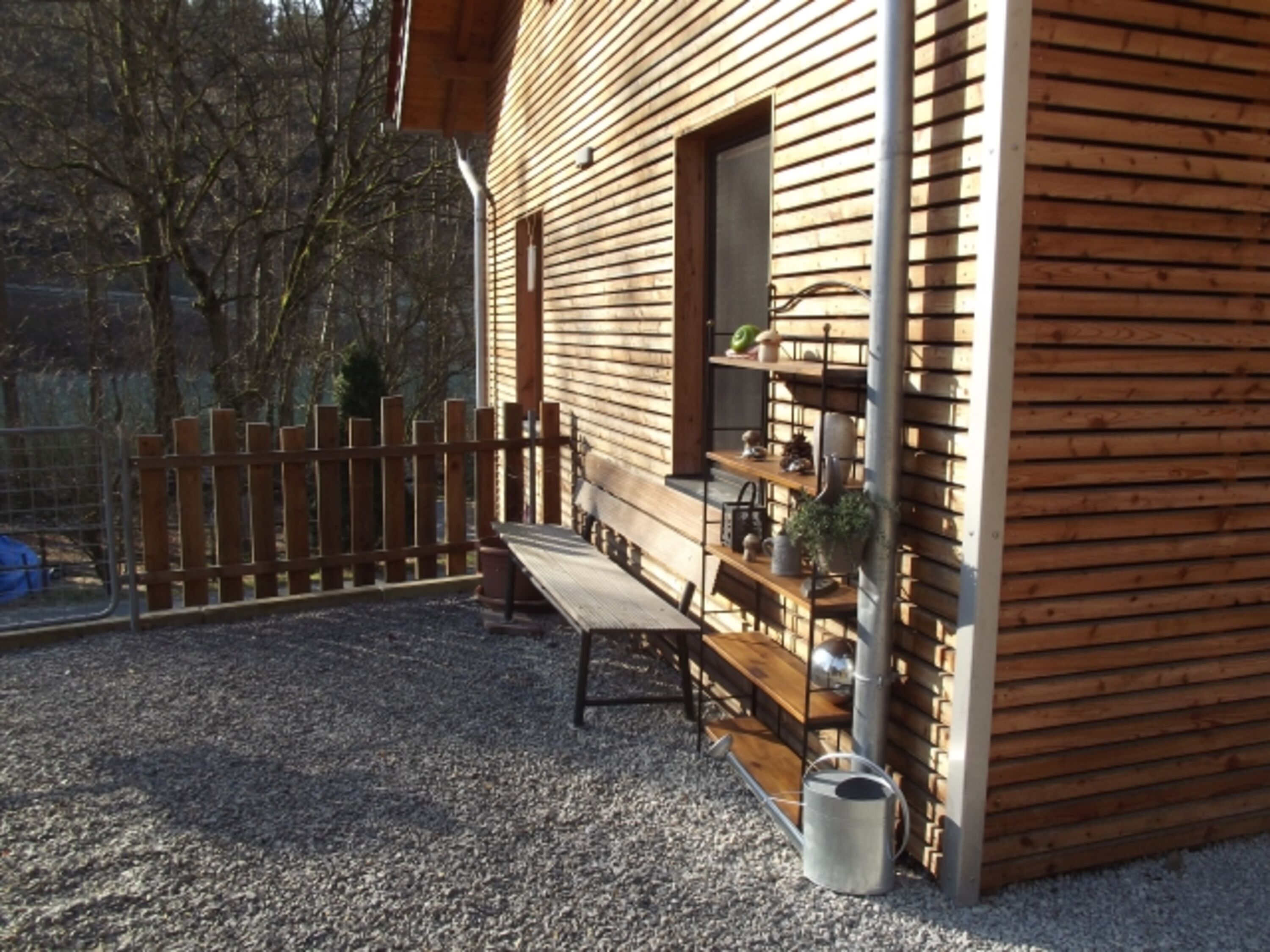 Sitzplatz vor dem Gästehaus 