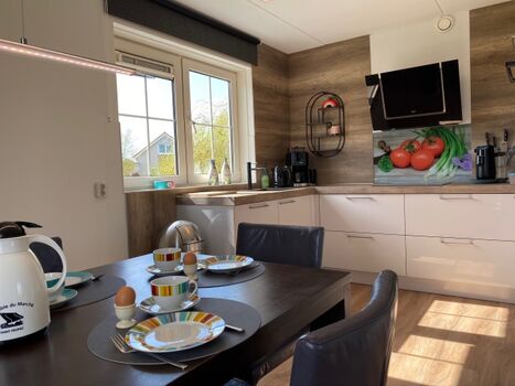 Essbereich in Köche/Wohnzimmer 