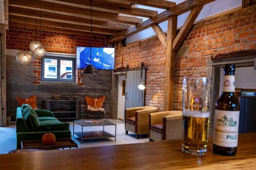 Skandinavische Klarheit und Grün als einzige Akzentfarbe