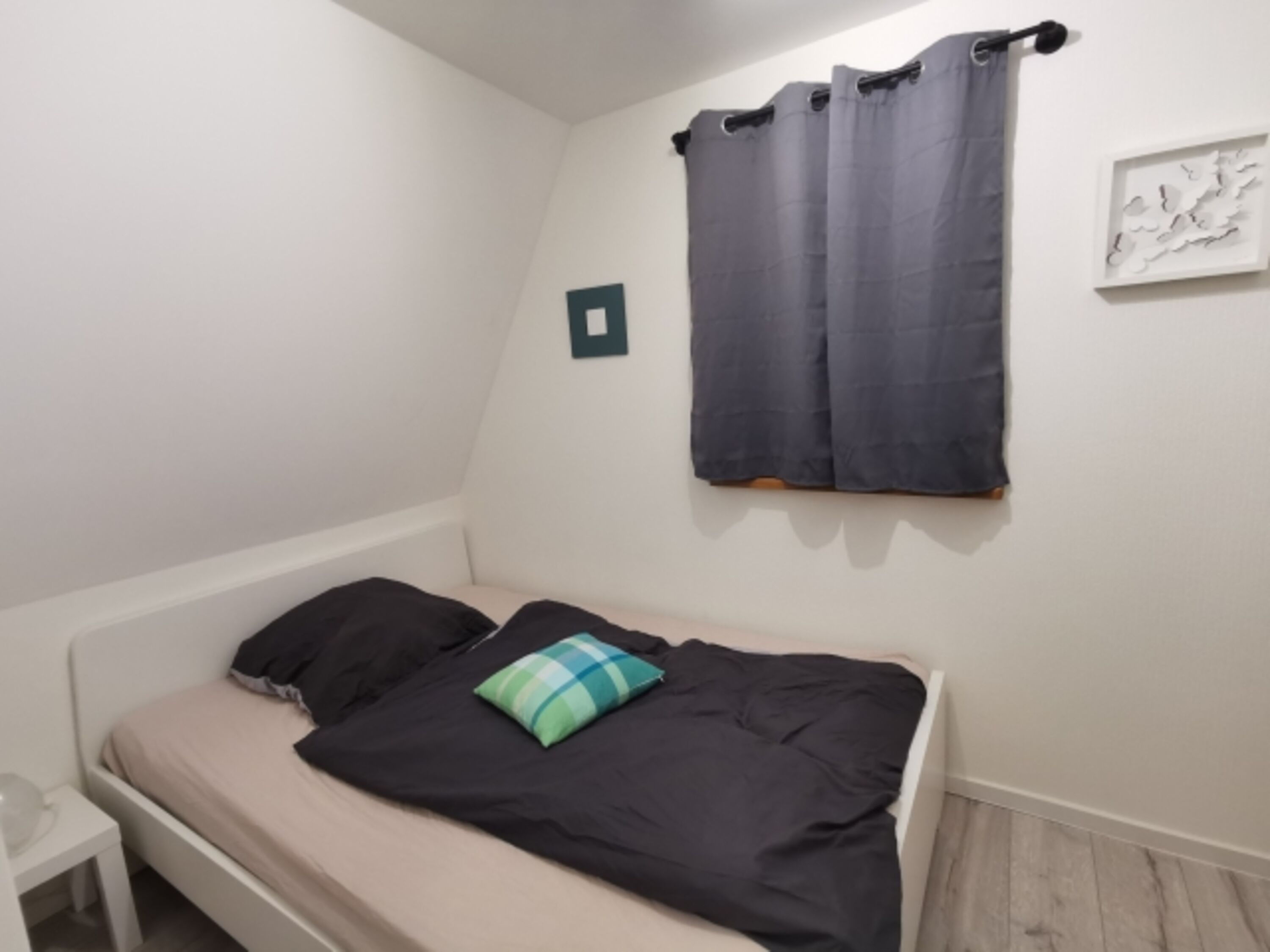 kleineres Schlafzimmer