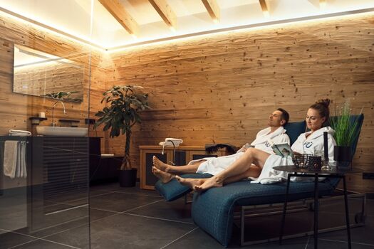 Badezimmer mit Pflegeprodukten