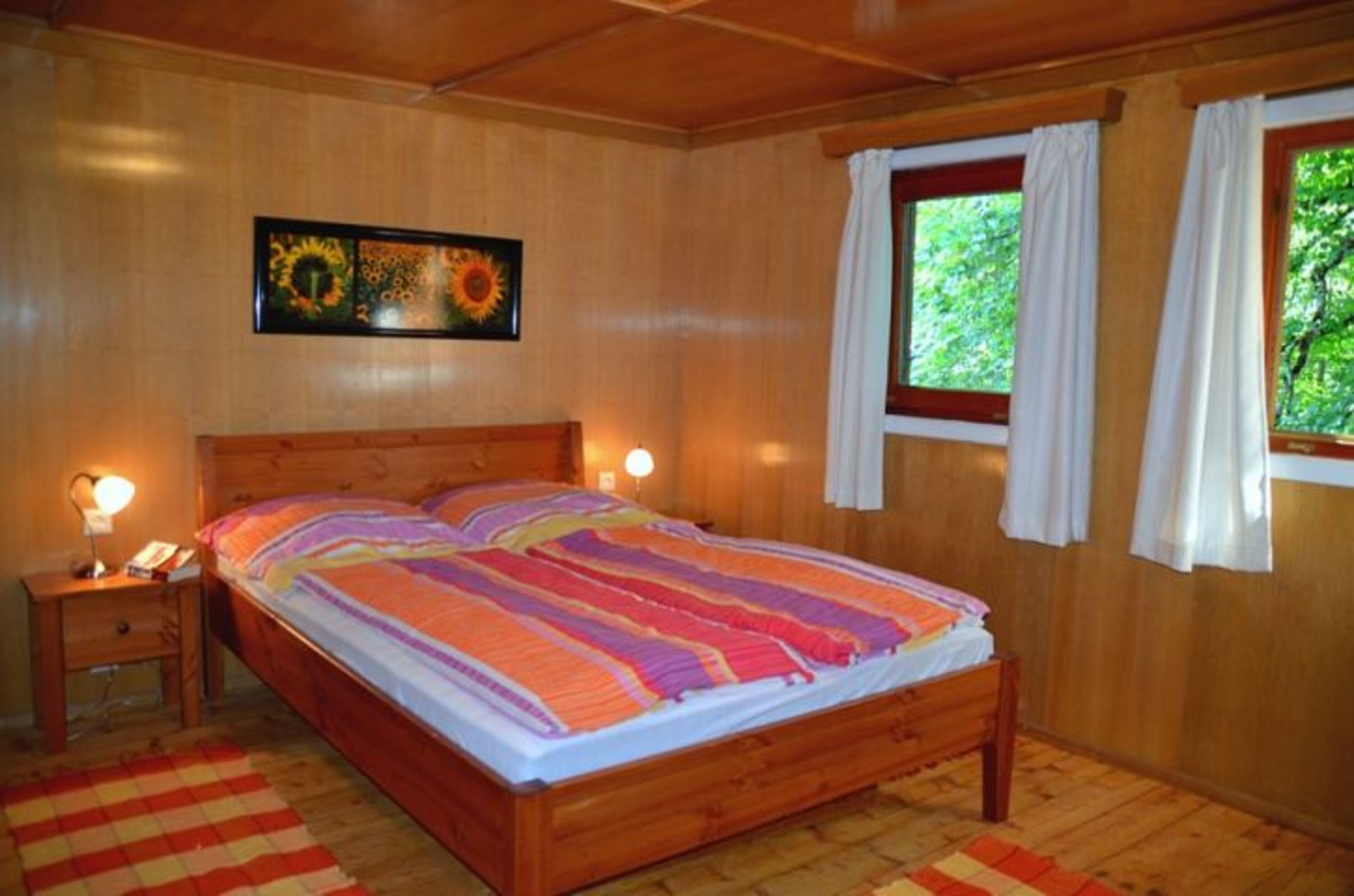 Schlafzimmer mit Doppel- und Einzelbett, Obergeschoß