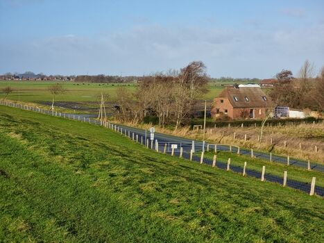 Ruhiges Ferienhaus direkt am Nordseedeich