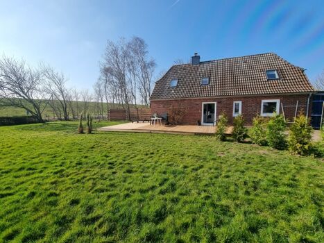 Ferienhaus in einmaliger ruhiger Lage direkt am Nordseedeich