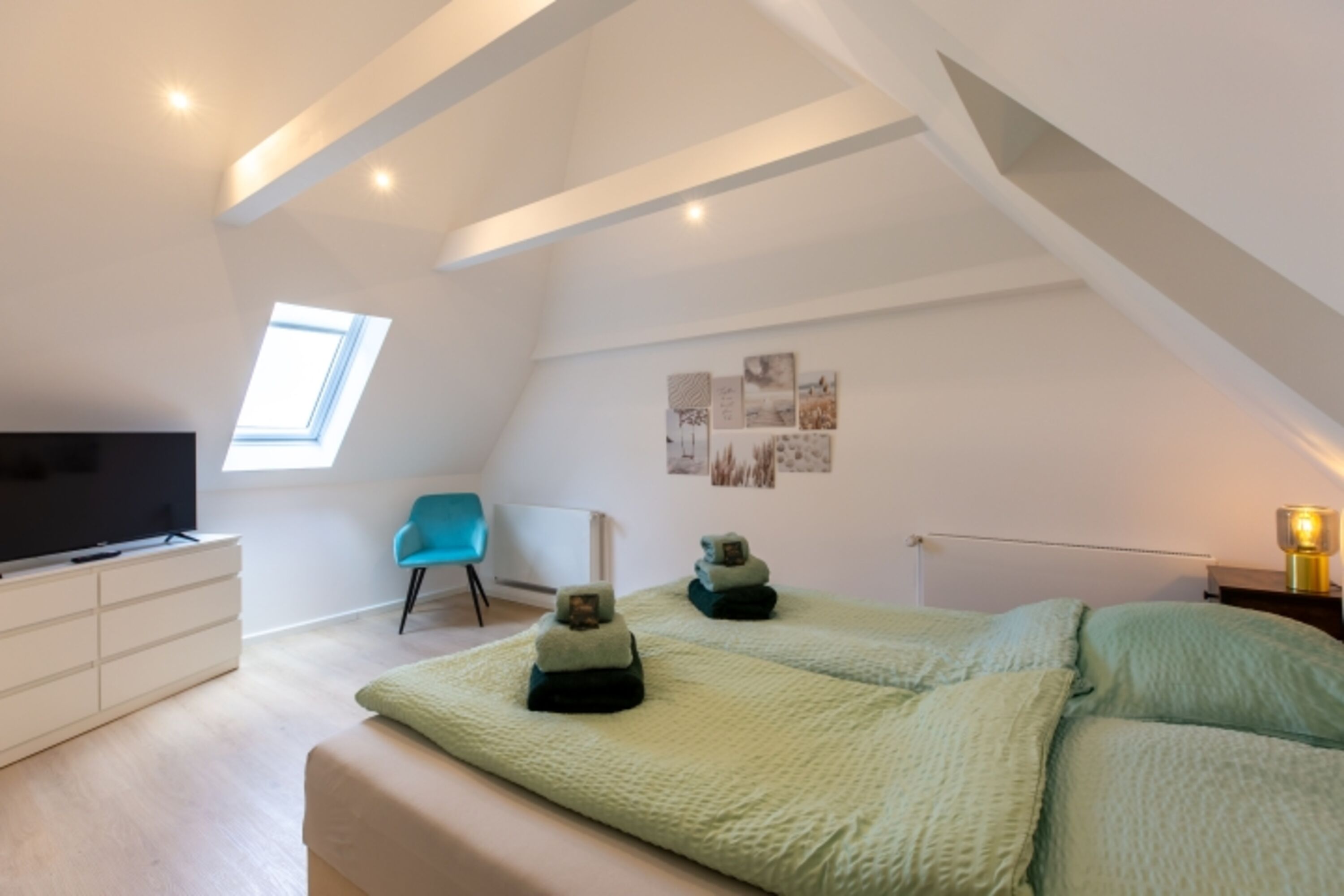 Schlafzimmer II