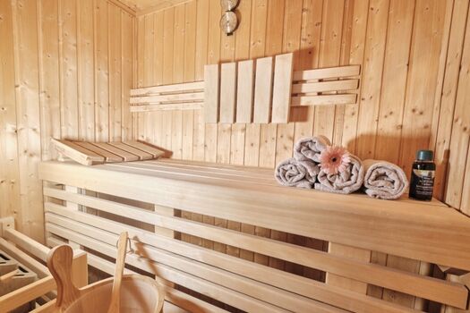 Die private Holz Saune steht ihnen exklusiv zur Verfügung