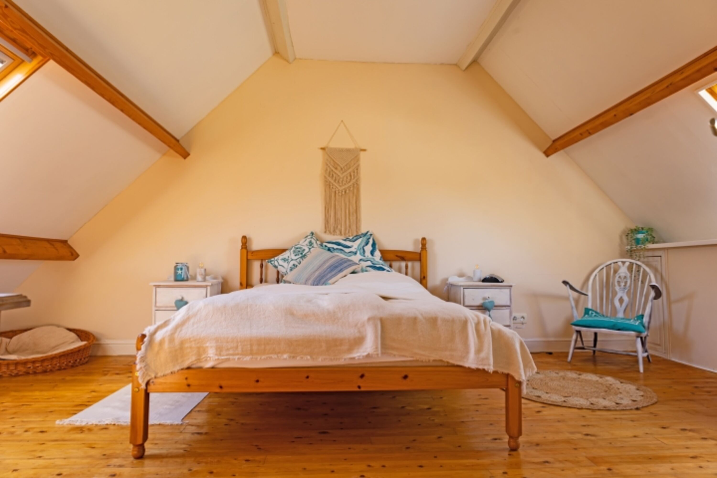 Schlafzimmer 1