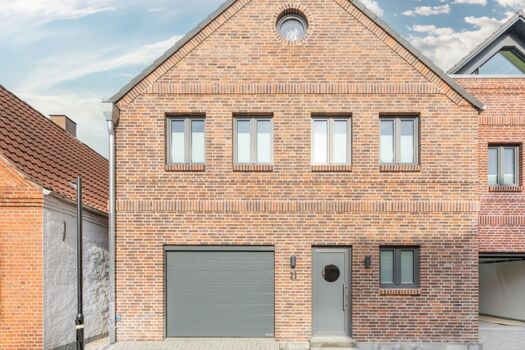 Westwind - Ansicht von vorn 