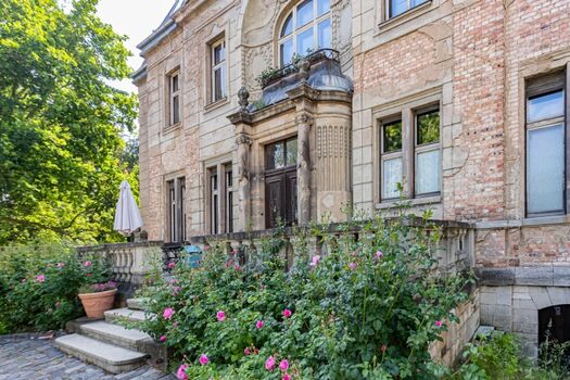 Eingang Herrenhaus (Privat)