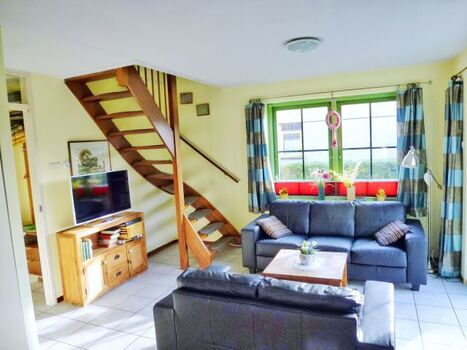 Wohnbereich mit Sat TV