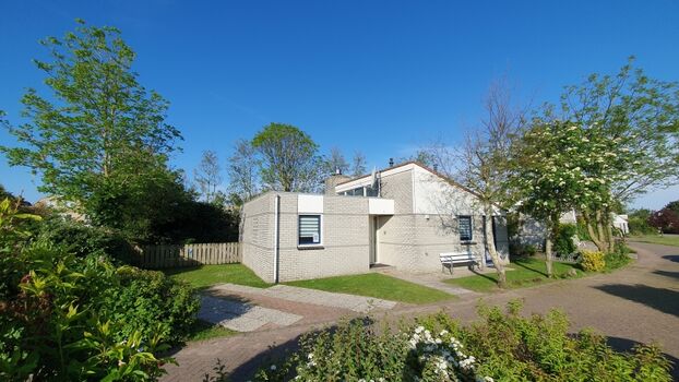 Vorderansicht der Dünenoase