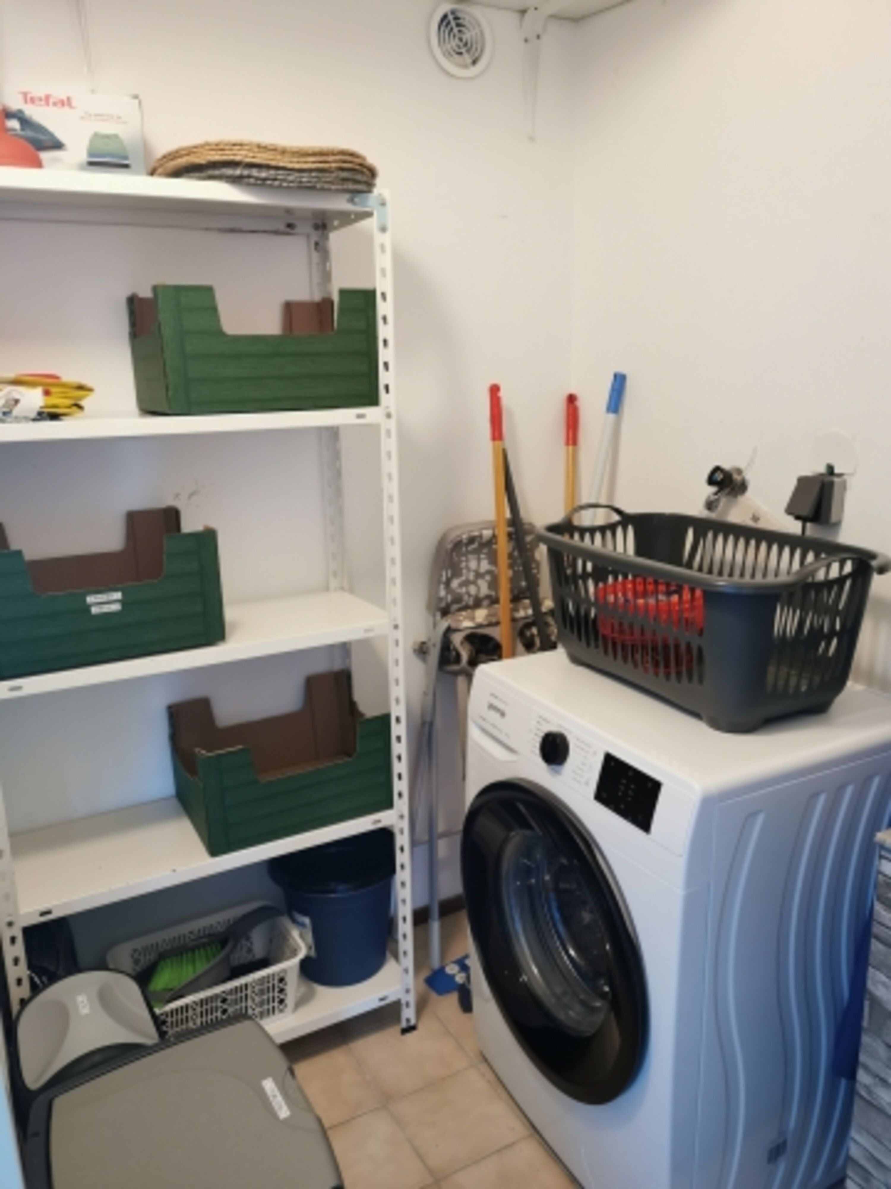 neue hochwertige Waschmaschine