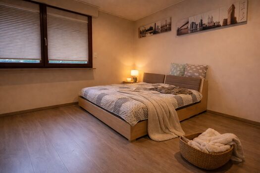 2. Schlafzimmer OG