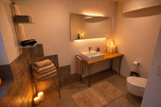 Badezimmer EG