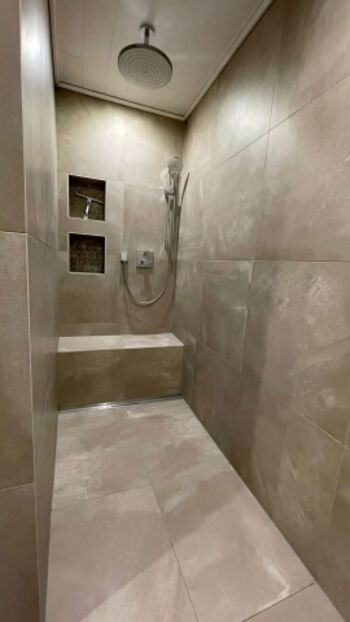 Regendusche Erdgeschoss