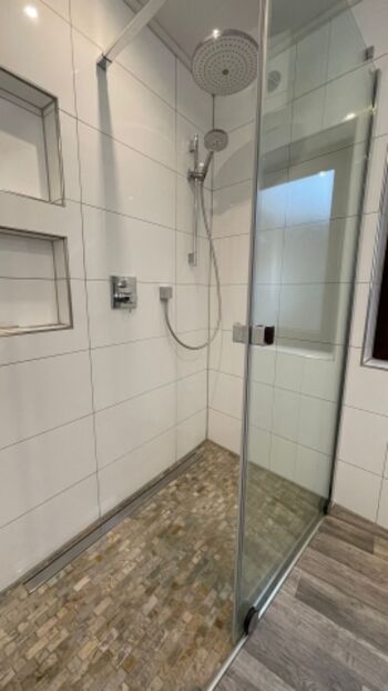 Regendusche Obergeschoss