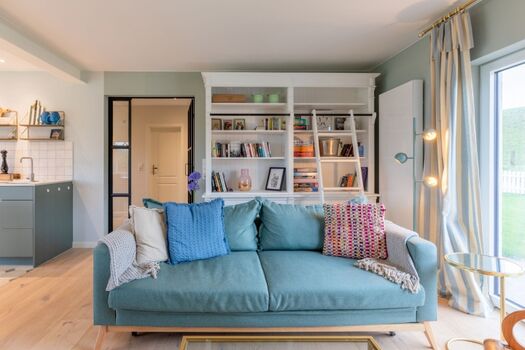 Ferienhaus Deichglück - Stilvoll eingerichtetes Wohnzimmer 