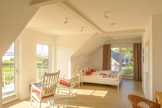 Großes Schlafzimmer im OG.
