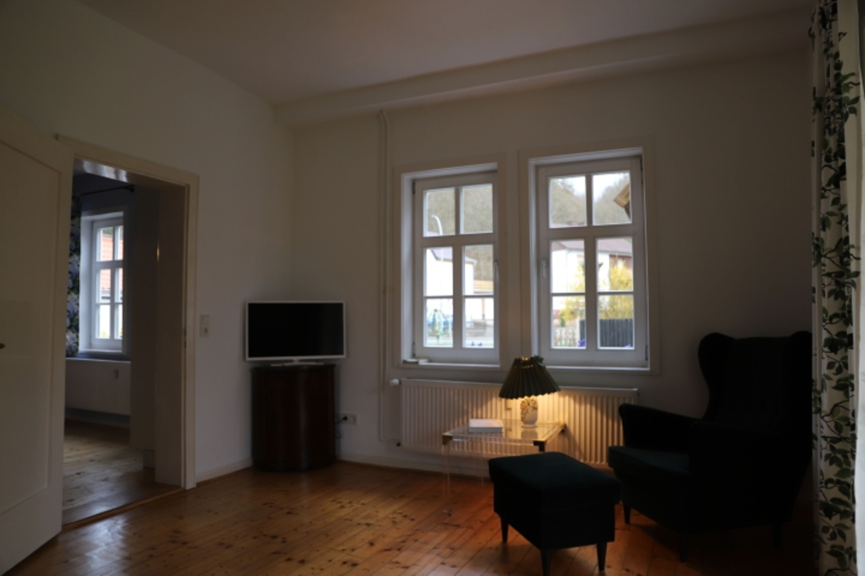 Geräumiges Wohnzimmer