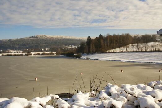 Perlsee im Winter