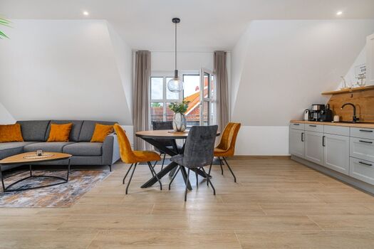 offener Wohn-Ess-Bereich