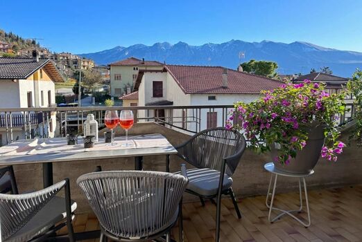 Südostbalkon mit Sitzgruppe