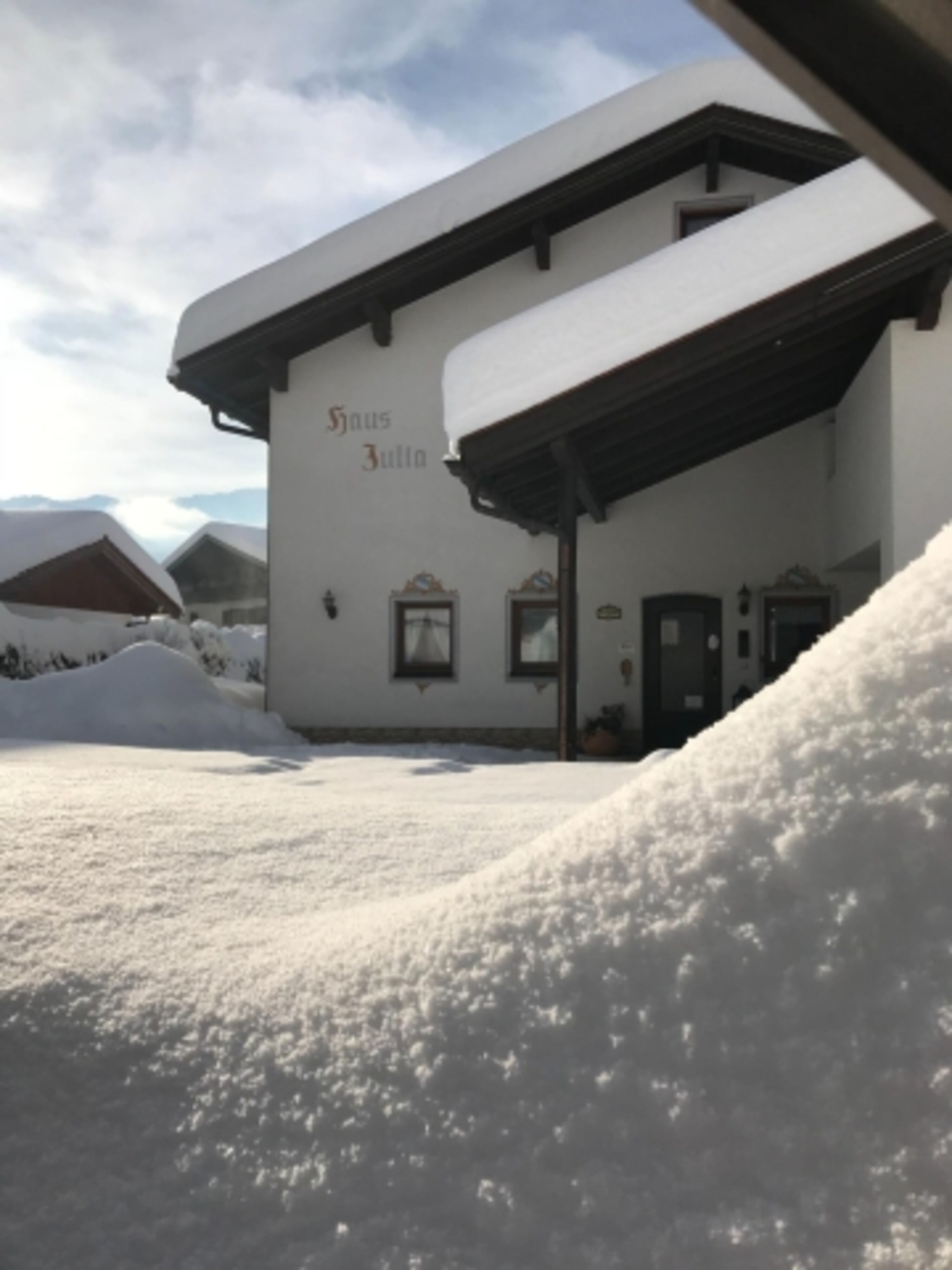 Eingang im Winter 