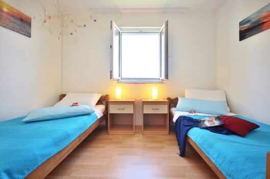 Schlafzimmer 2 Betten 