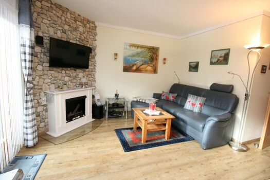 Wohnbereich mit Gel-Kamin