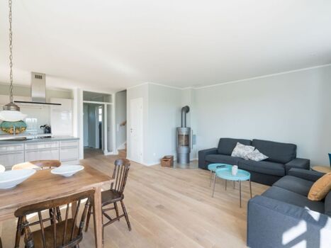 Wohn- und Essbereich