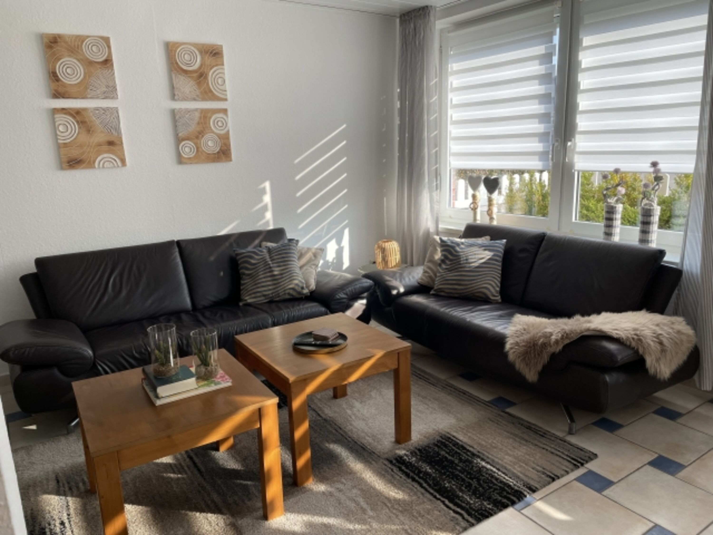 Wohnzimmer Bild 1