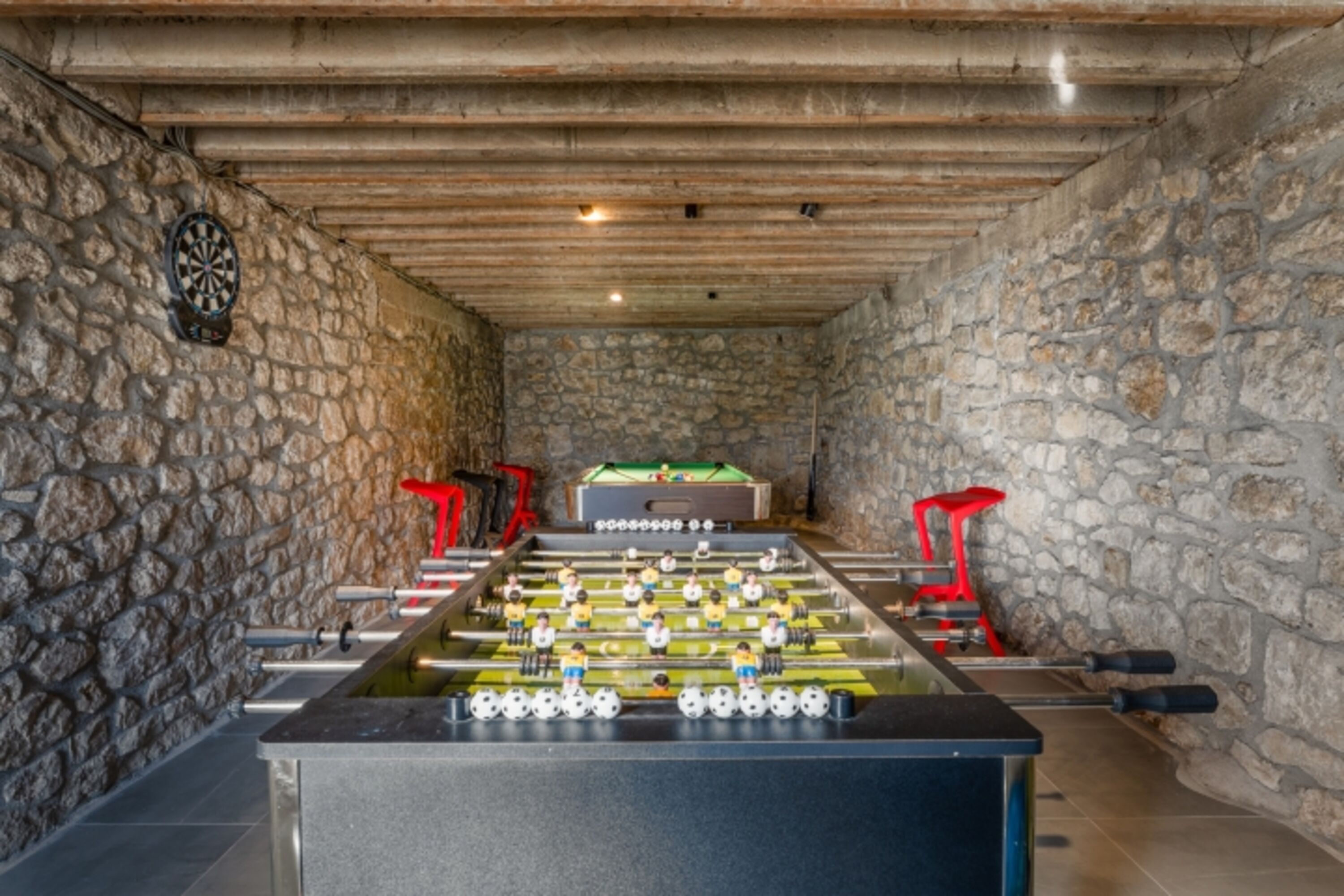 Es gibt auch eine „Fun-Zone“ mit einem Billard- und Tischfußball
