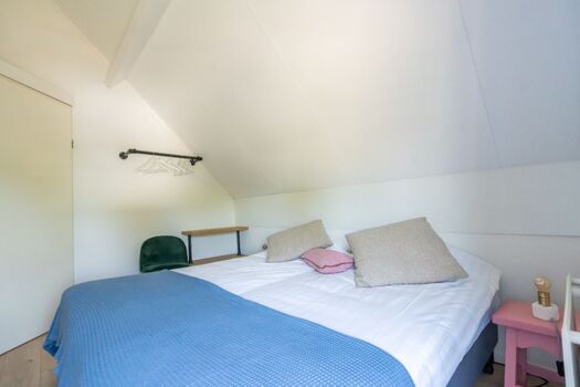 Schlafzimmer 2 mit 2 Luxus Einzel Boxspringbetten
