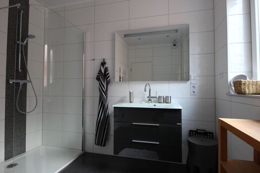 Duschbad 1, Parterre