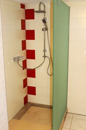 Dusche EG