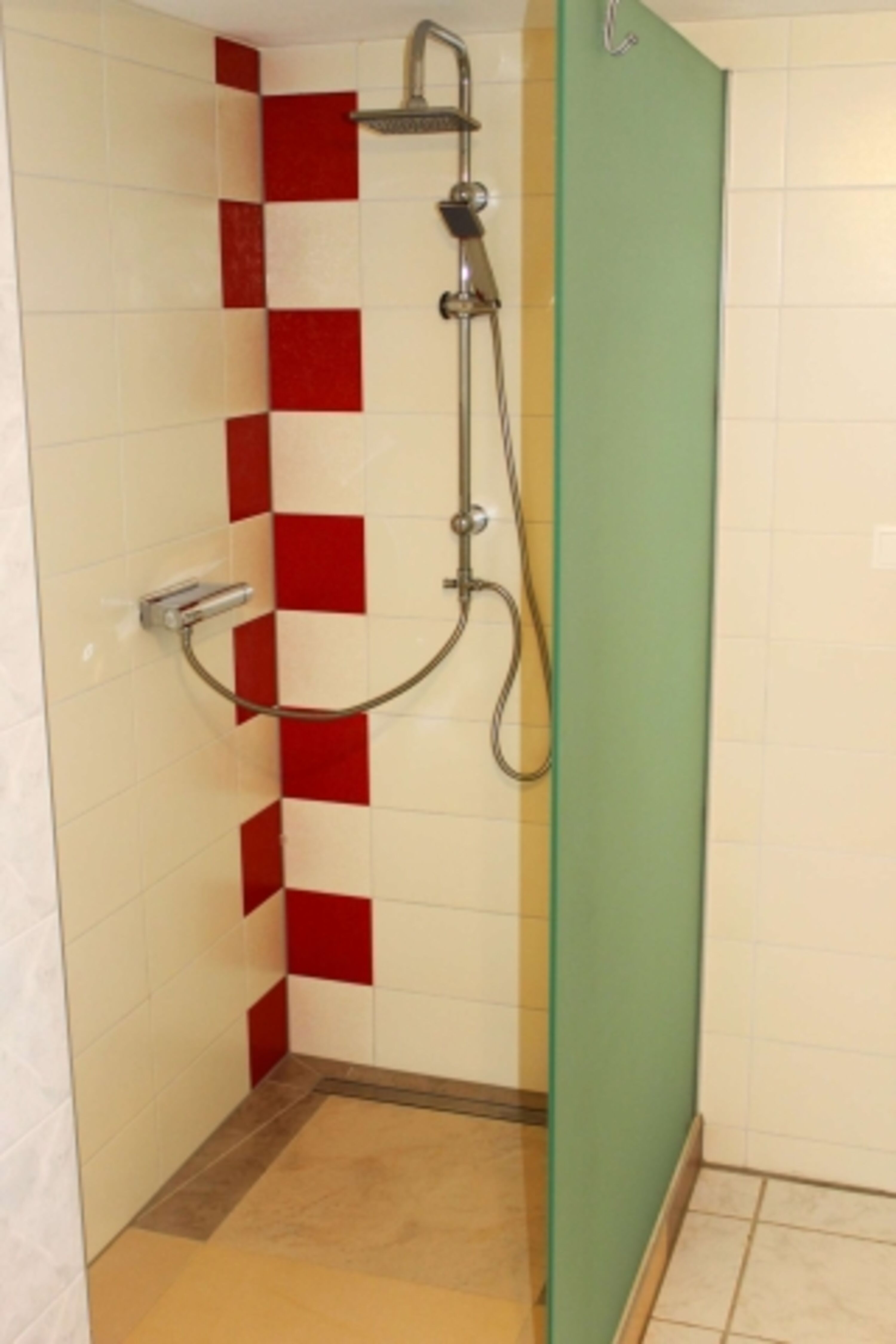 Dusche EG