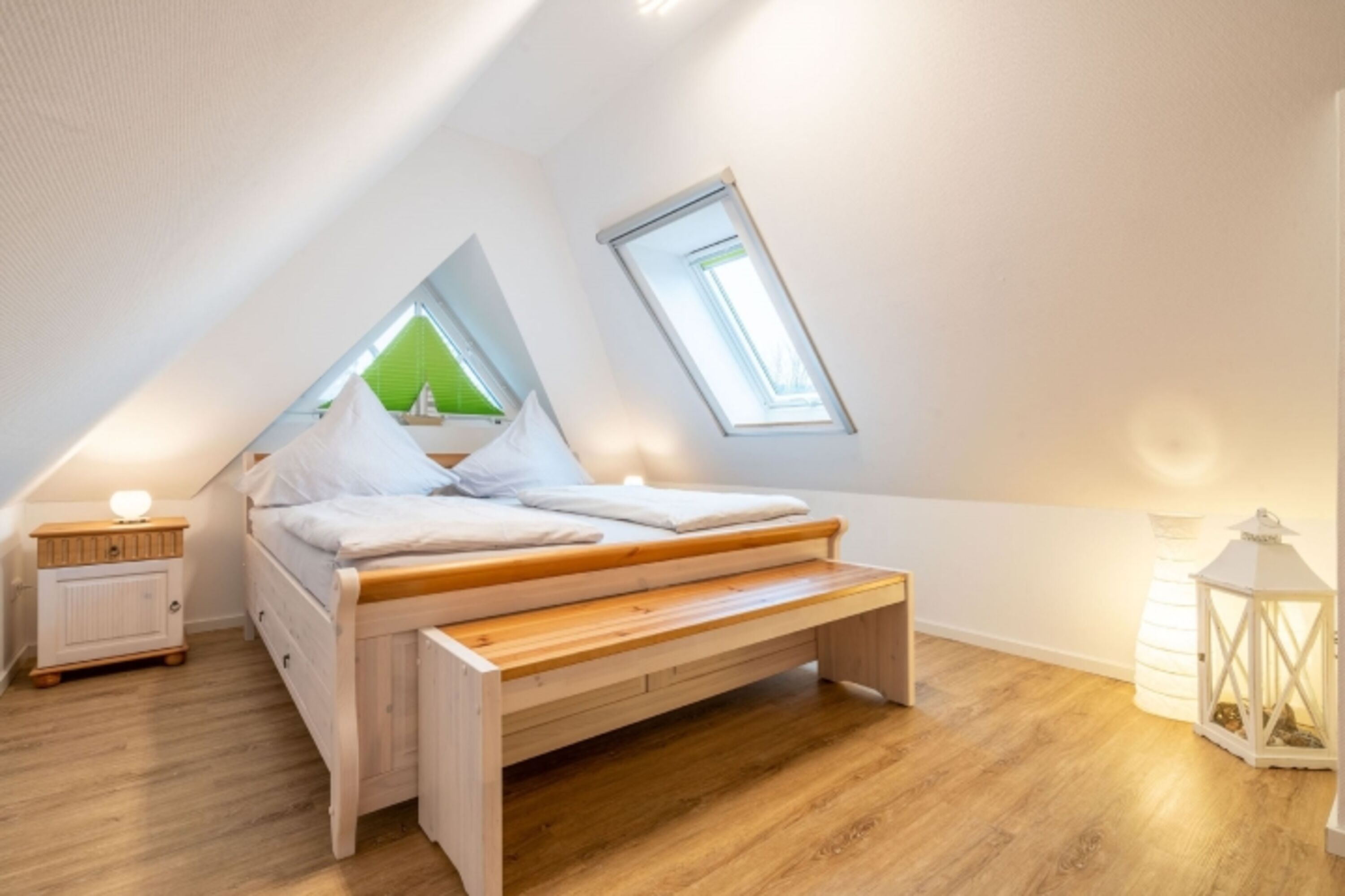 offenes Schlafzimmer im Dachgeschoss