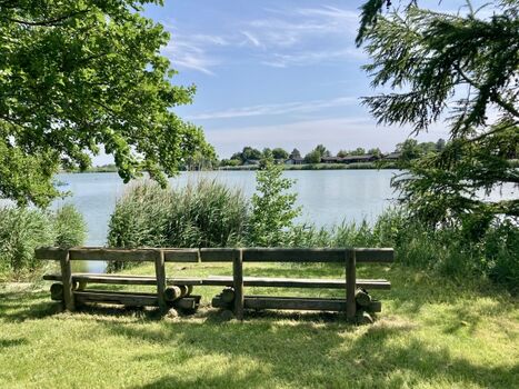 Binnensee im Feriendorf