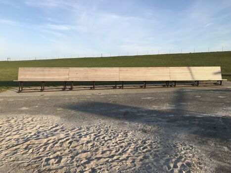 Sonnenbank an der Badestelle Everschopsiel