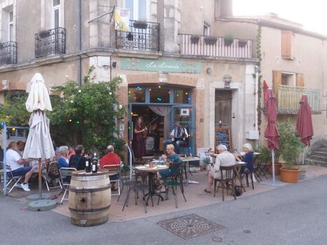 Bar/Restaurant Chez Mojo in Lardiers