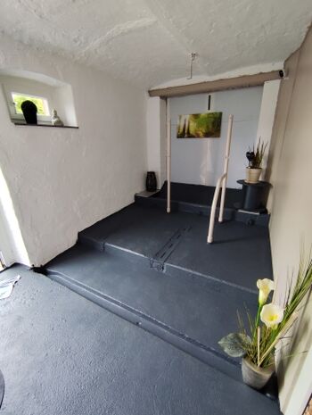 Fahrradunterstand (trocken, abschließbar mit Video-Überwachung)