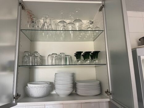 Schön ausgestattete Küche