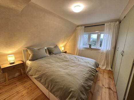 Schlafzimmer 2 OG, Doppelbett 160