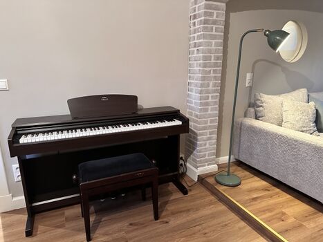 Yamaha E-Piano 
