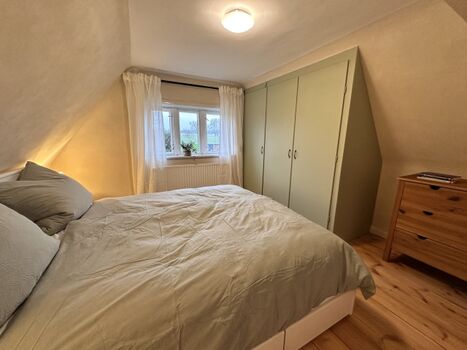 Schlafzimmer 2 OG, Doppelbett 160