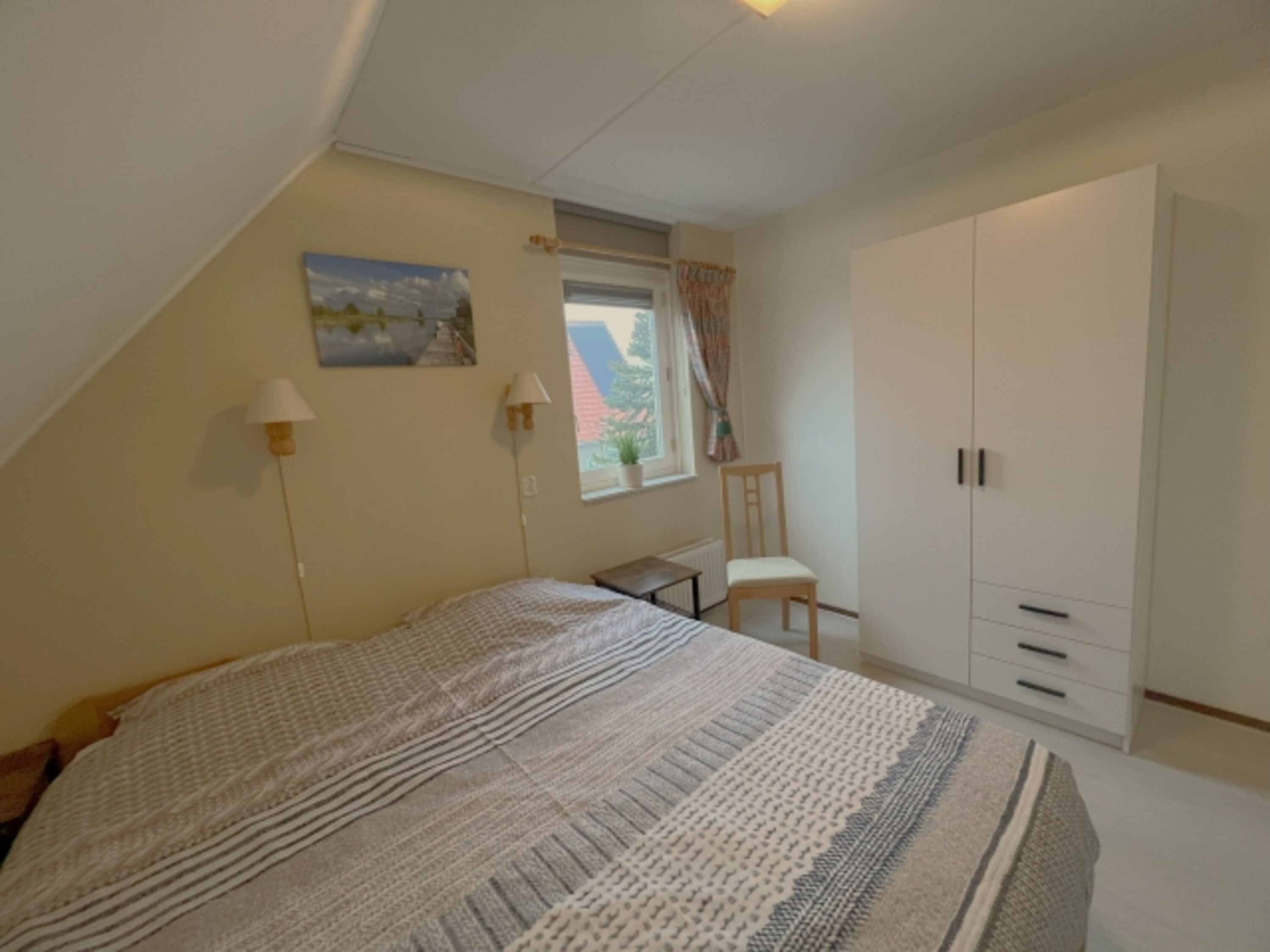 Schlaffzimmer 180 Bett