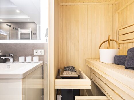 Badezimmer mit Sauna